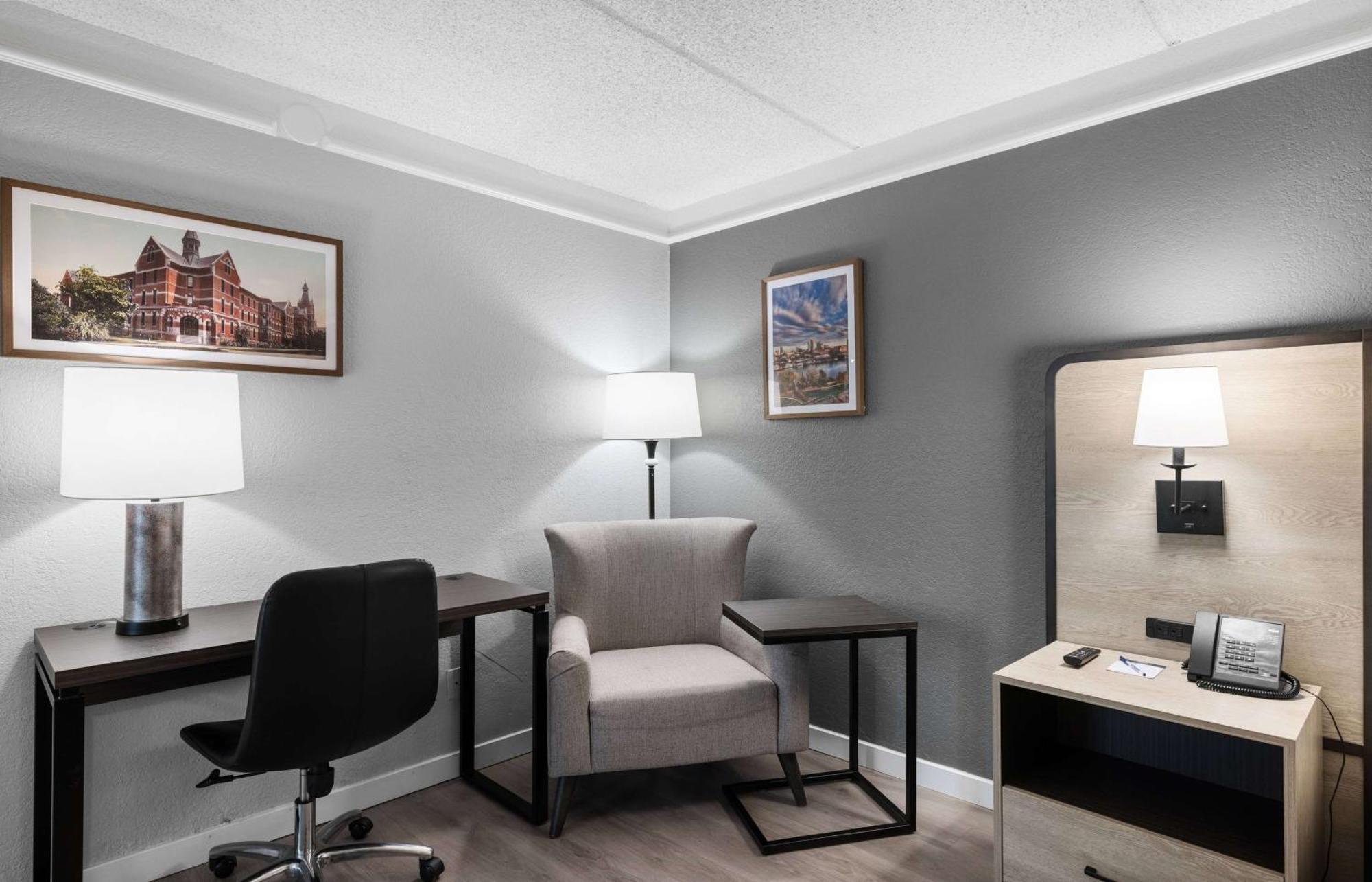La Quinta Inn By Wyndham Стоктон Екстер'єр фото