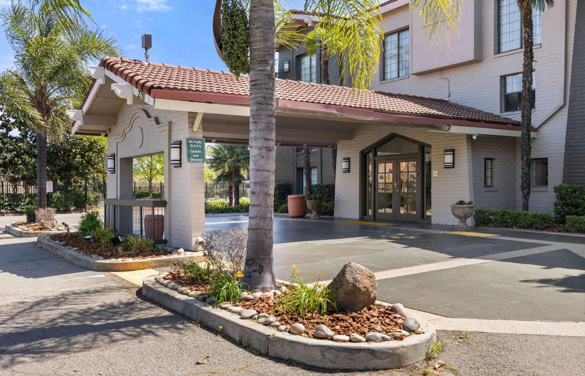 La Quinta Inn By Wyndham Стоктон Екстер'єр фото